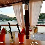 דירה Holiday Beach House Grebaštica