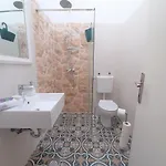 Apartament House