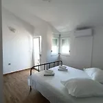 House * Grebaštica