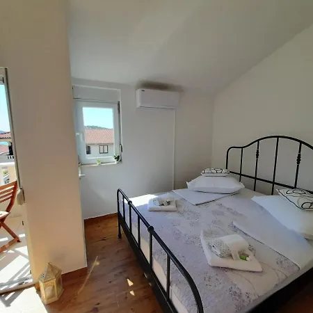 Apartament Holiday Beach House Grebaštica