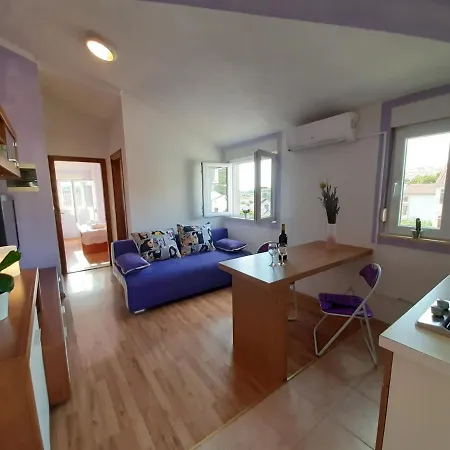 Holiday Beach House Grebaštica