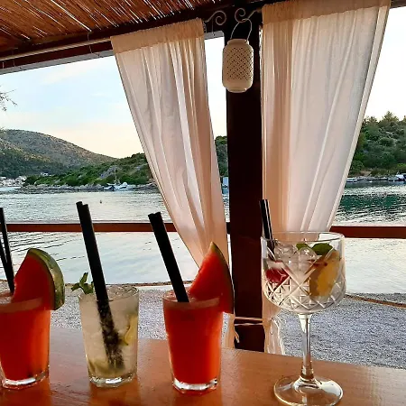 Apartament Holiday Beach House Grebaštica
