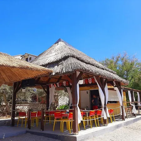 Holiday Beach House Apartament *