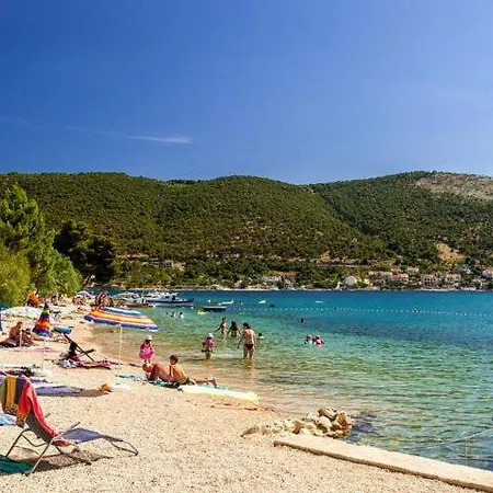 Apartament Holiday Beach House