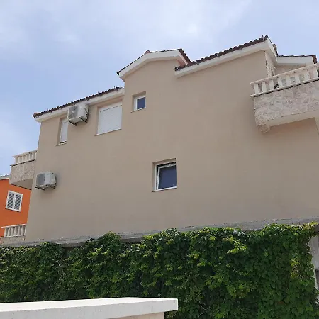 Holiday Beach House Grebaštica