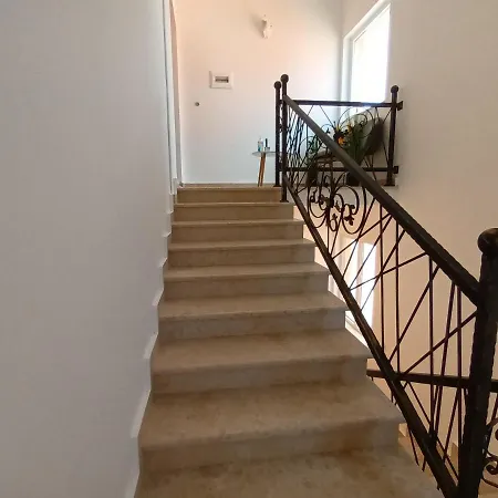 Apartment House *