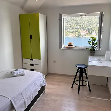 Apartament House